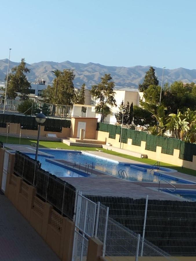 Apartment Amplio Piso Con Vistas A La Playa De Poniente *